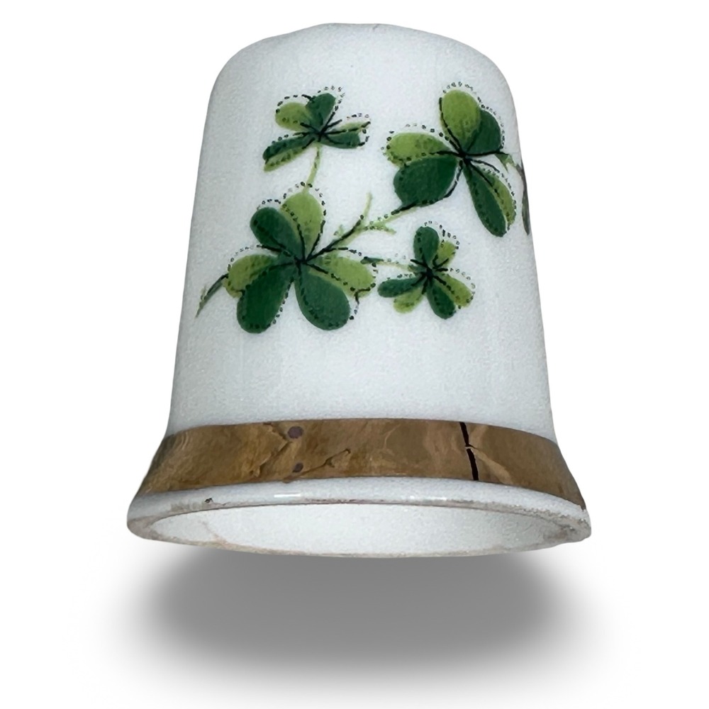 Sandford Fine Bone China Thimble Green Shamrock Clover Gold Trim Made in England